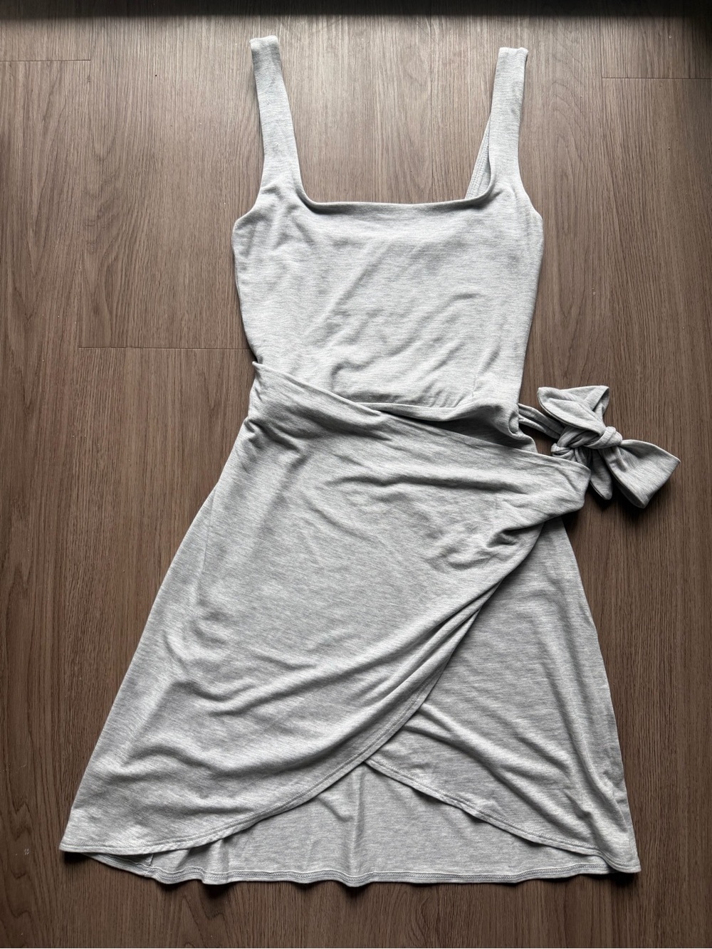 Wilfred Light Gray Sleeveless Wrap-Tie Midi Dress